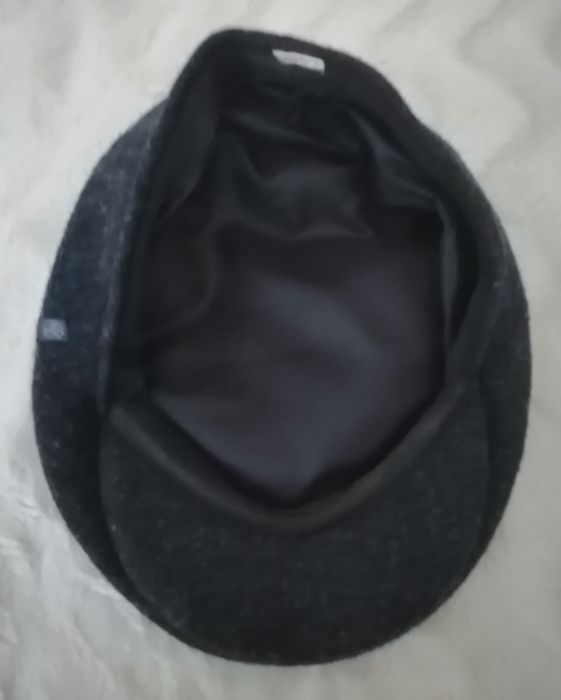 Boné de fazenda cinzento escuro, tamanho L. Como novo