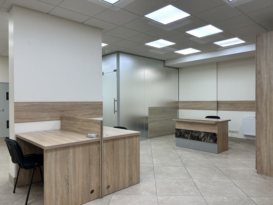 Оренда,без%: офіс 101м2 в ЖК Малахіт, вул.Богданівська,7-А, Соломʼянка