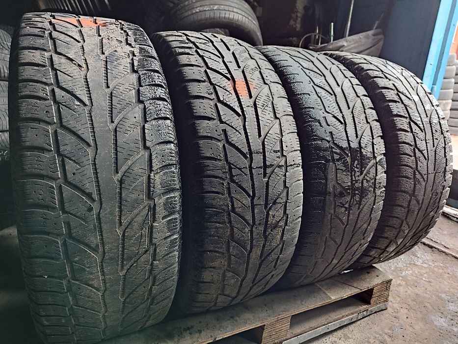 265.65.18 Cooper 4шт зима БУ склад шины резина из Европы R18 65 265