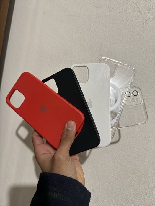 iPhone 12 com 1 ano de uso