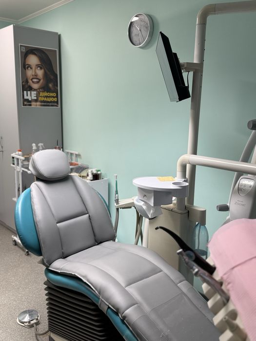 Стоматолог . Оболонь. Лікування карієсу, проф. гігієна , відбілювання