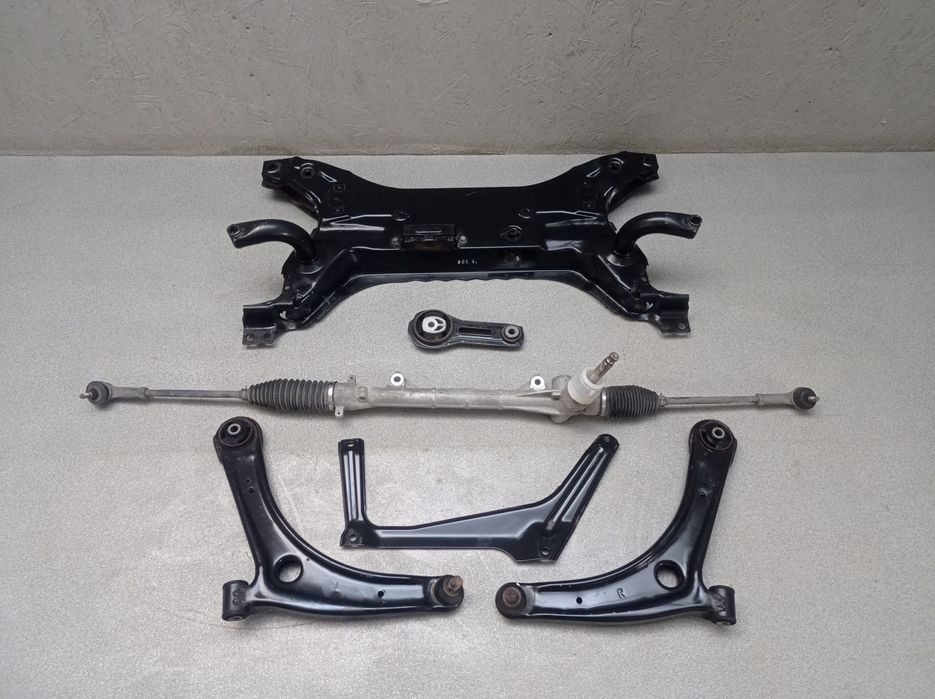 Підрамник Mitsubishi Outlander 3 розборка 2015-2021р ходова оригінал