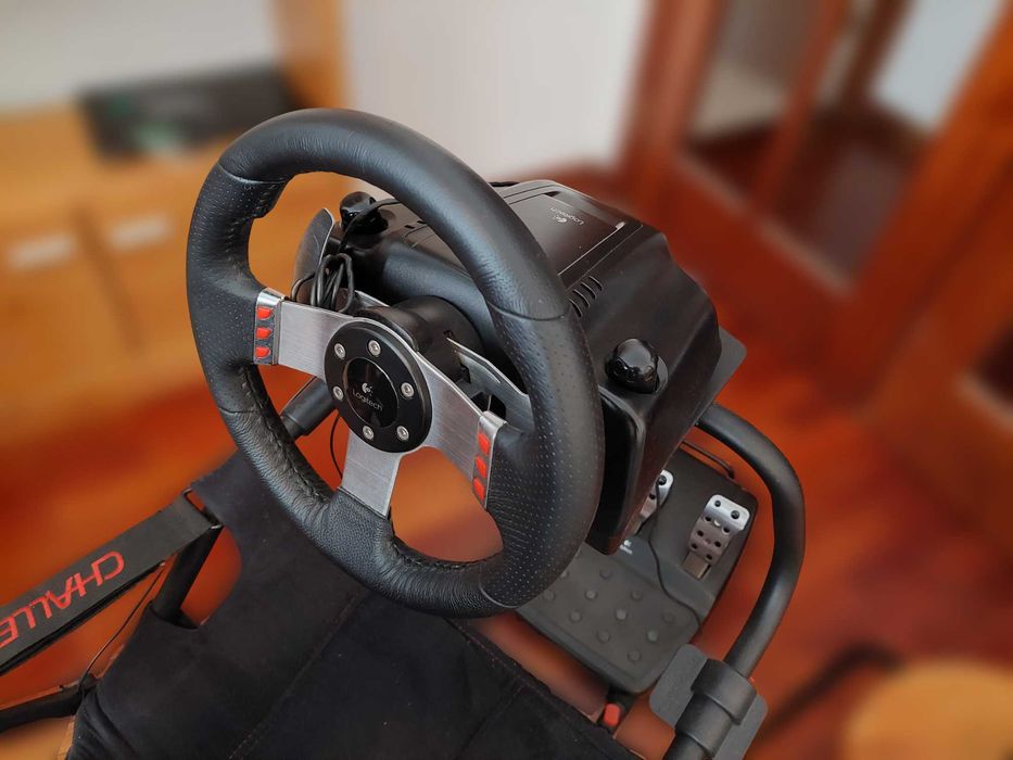 Logitech G27 + Playseat Challenge