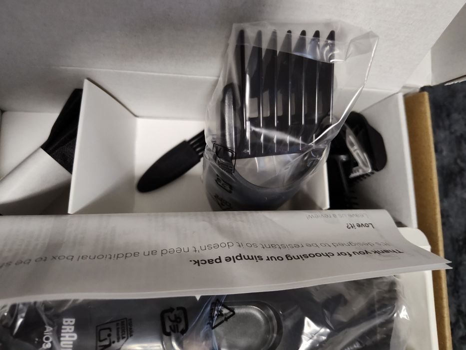 Trymer Braun All-in-One Series 3, zestaw 8 w 1 AIO3545
Nowa