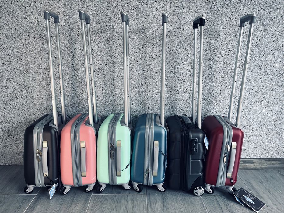 Walizka 40x30x20 bagaż bezpłatny !