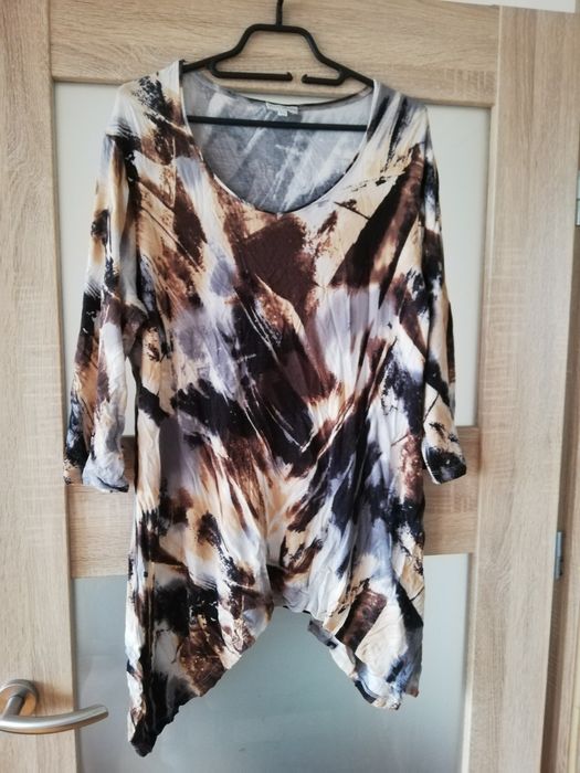 Bluzka w rozmiarze 50