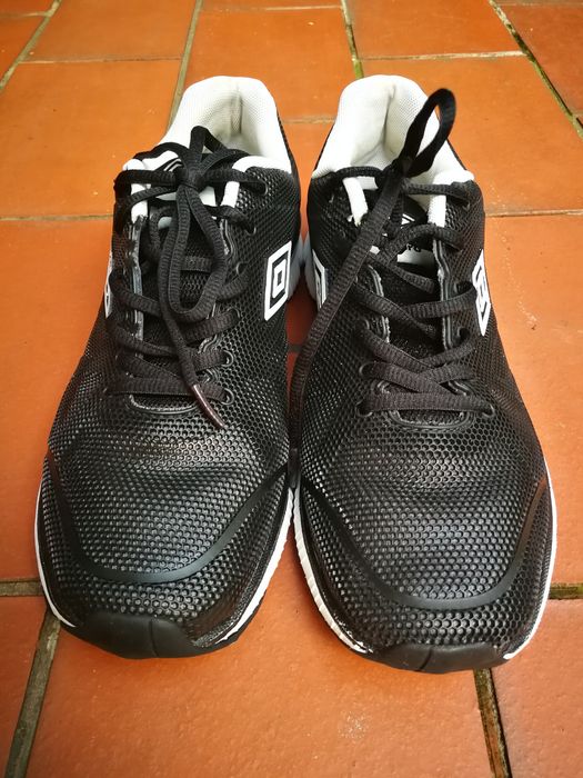 Buty damskie sportowe Umbro, rozmiar 39