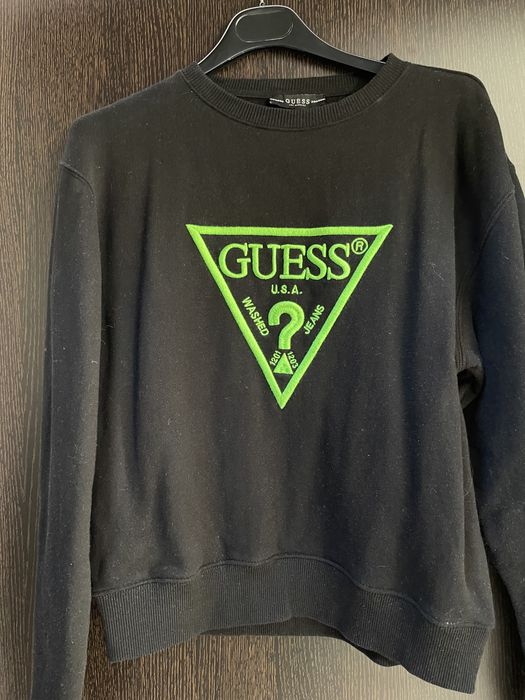 Bluza firmy Guess czarna
