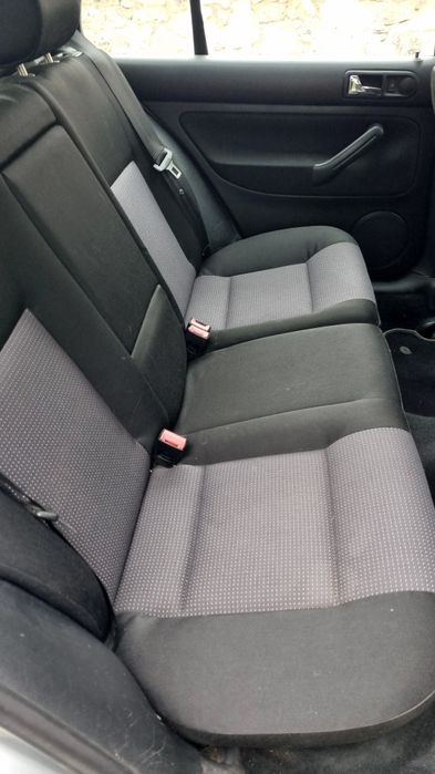 Volkswagen GOLF 4 1.4 2002p