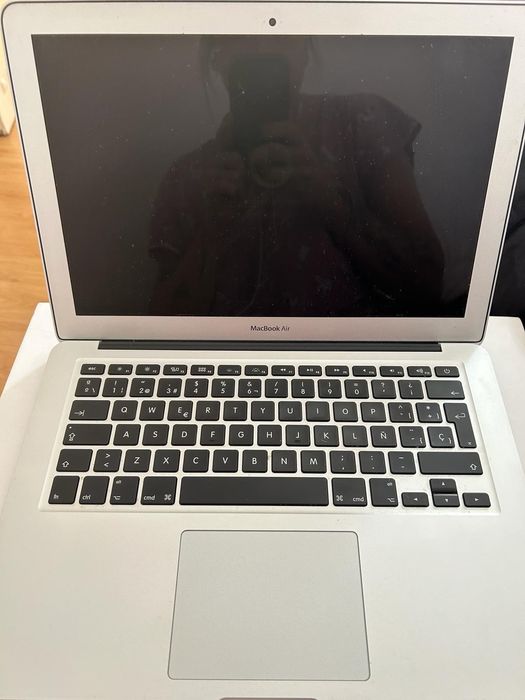 MacBook Air - 13.3-Inch 2017