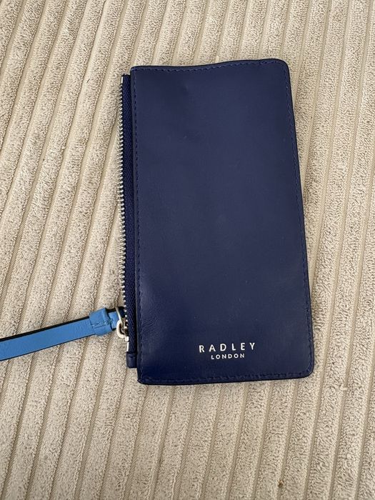 etui na karty z zamkiem Radley