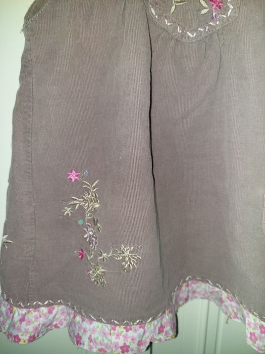 Sukienka sztruksowe 80