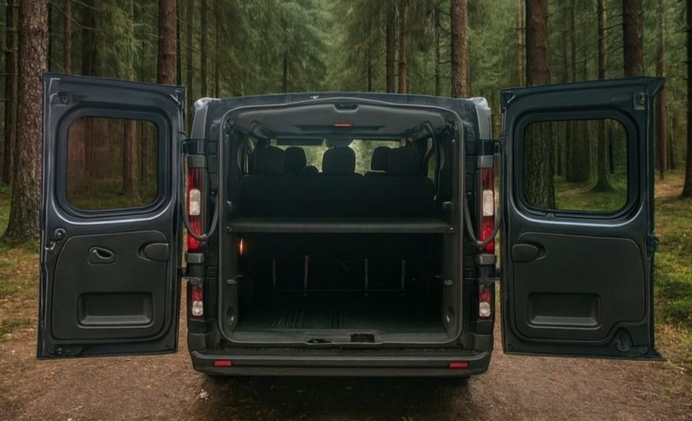 Wynajem NOWEGO BUSA, 9 - osobowy,  Automat,  170KM,  Kampera