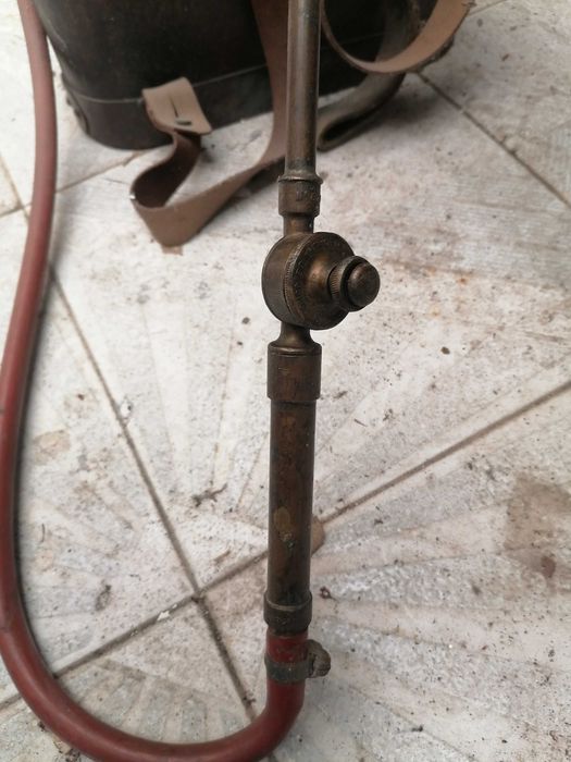 Pulverizador cobre antigo Aceito Pi