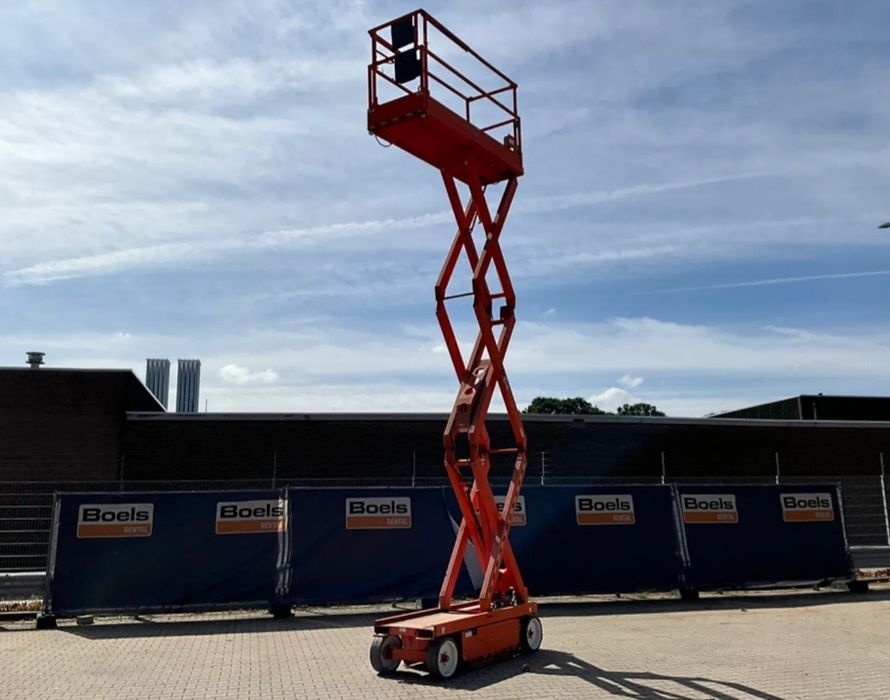 Plataforma Elevatória Skyjack SJ III 3220 – 8,10 m – 357 Horas