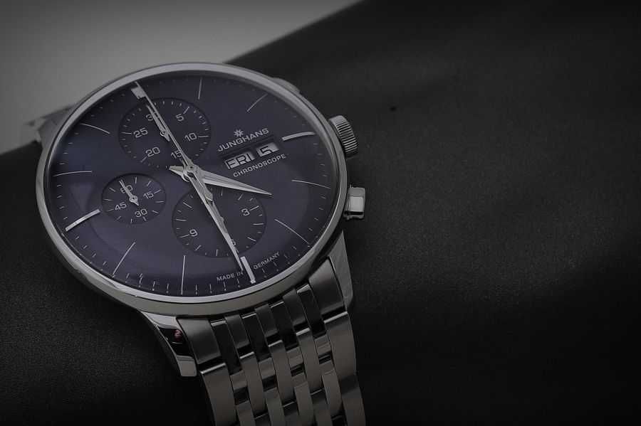 Męski zegarek JUNGHANS MEISTER CHRONO 027/4528.44 - piękny klasyk