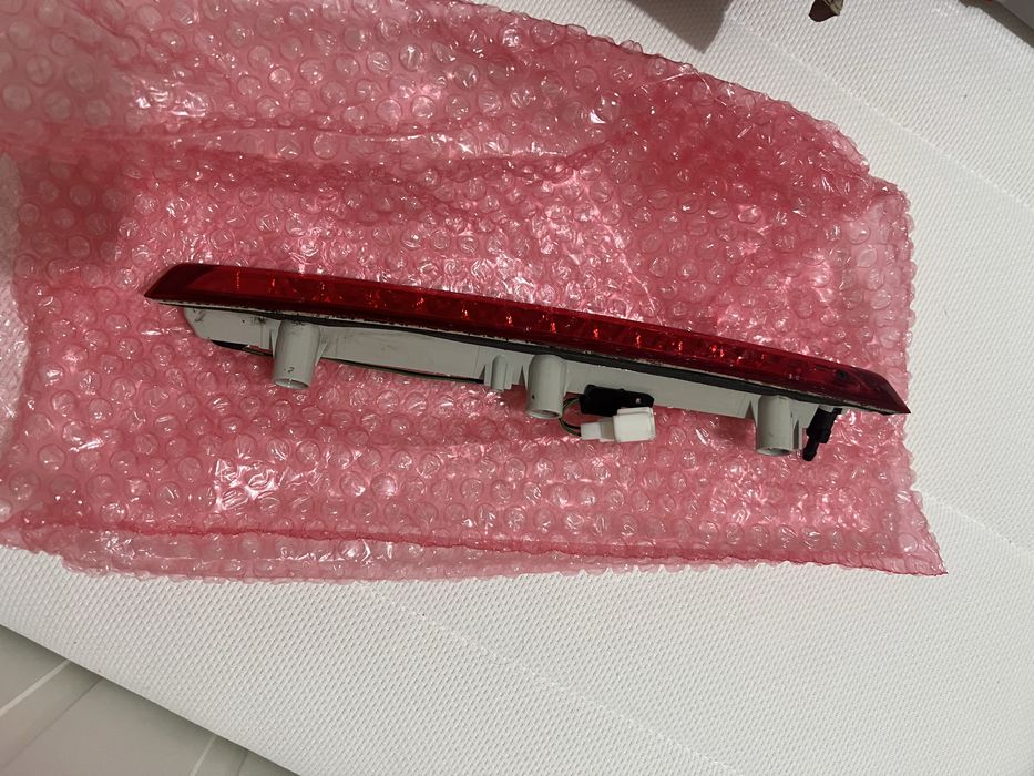 Terceira Luz de Travão Original Kia – Ref. 92701-1H010
