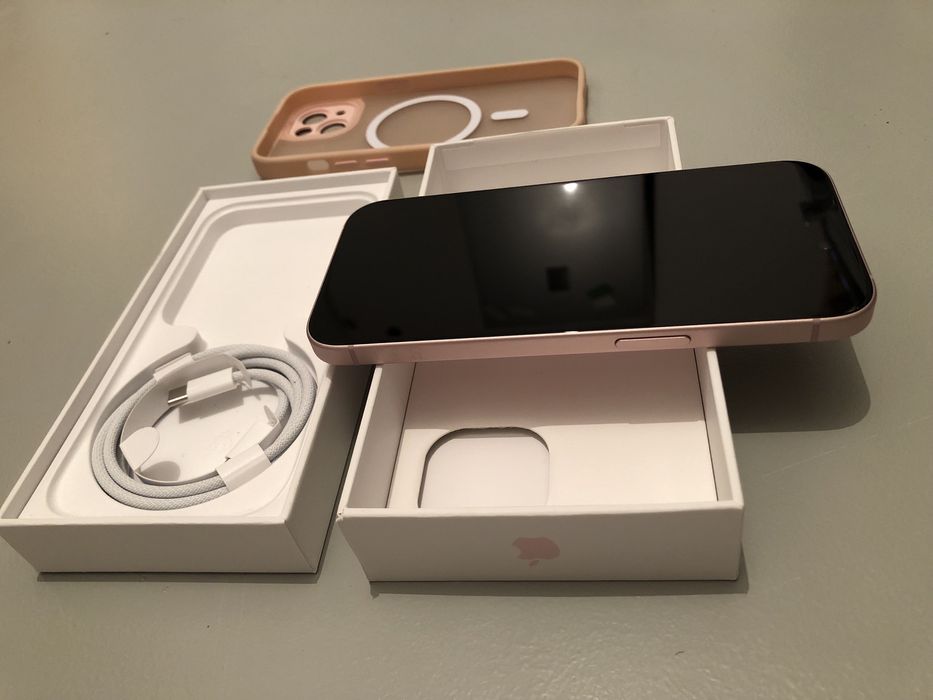 IPhone 15. 128 GB. Bat 89 pr. Stan jak Nowy. Dowód zak. Gwarancja.