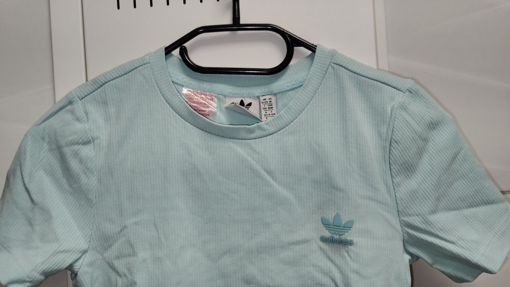 T-shirt Adidas Originals r. 11-12 lat turkus crop top