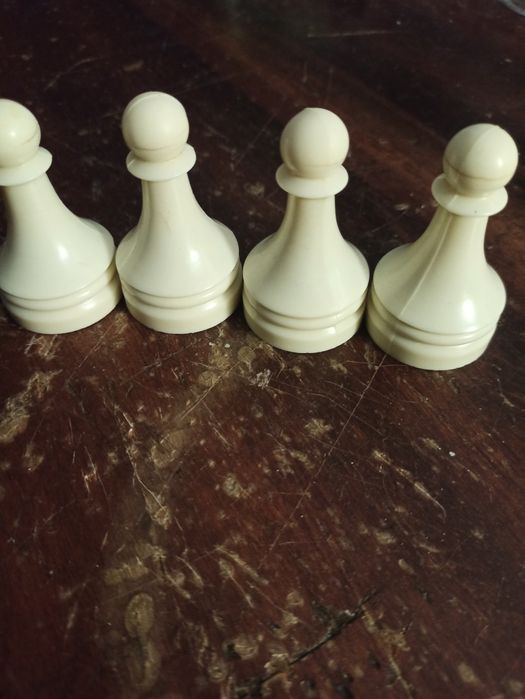 Шахматные фигуры 6 см