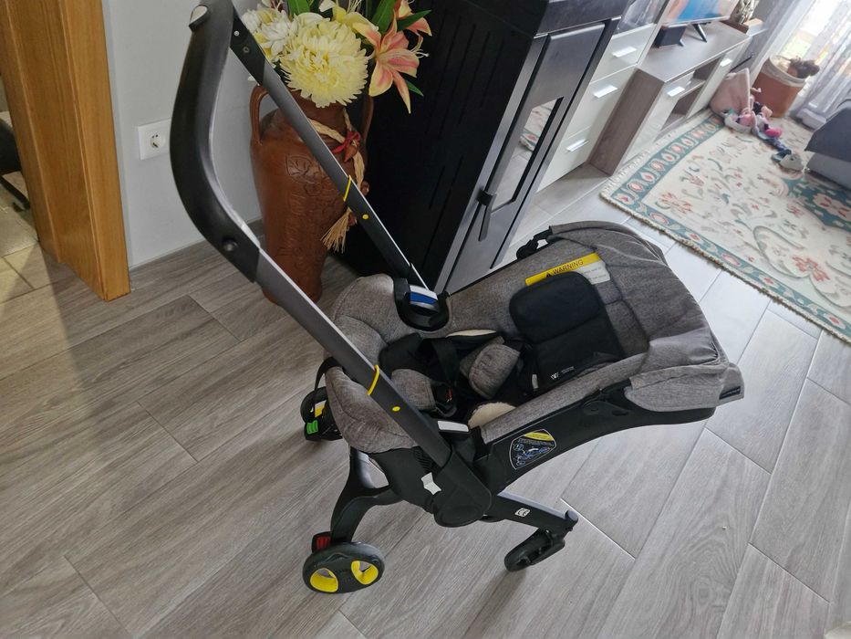 Carrinho de bebe estilo doona