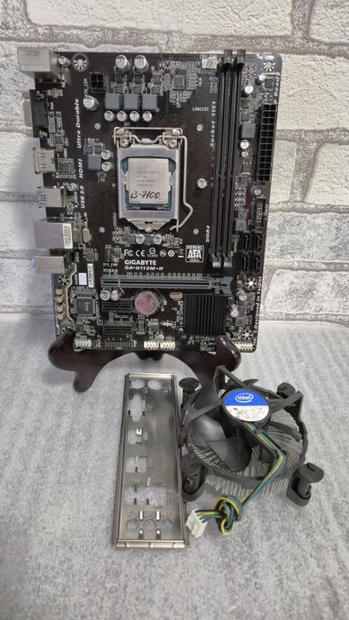 АКЦІЯ! Материнська плата Gigabyte GA-H110M-H з процесором Intel Core i3-7100, s1151, ddr4, HDMI VGA, mATX