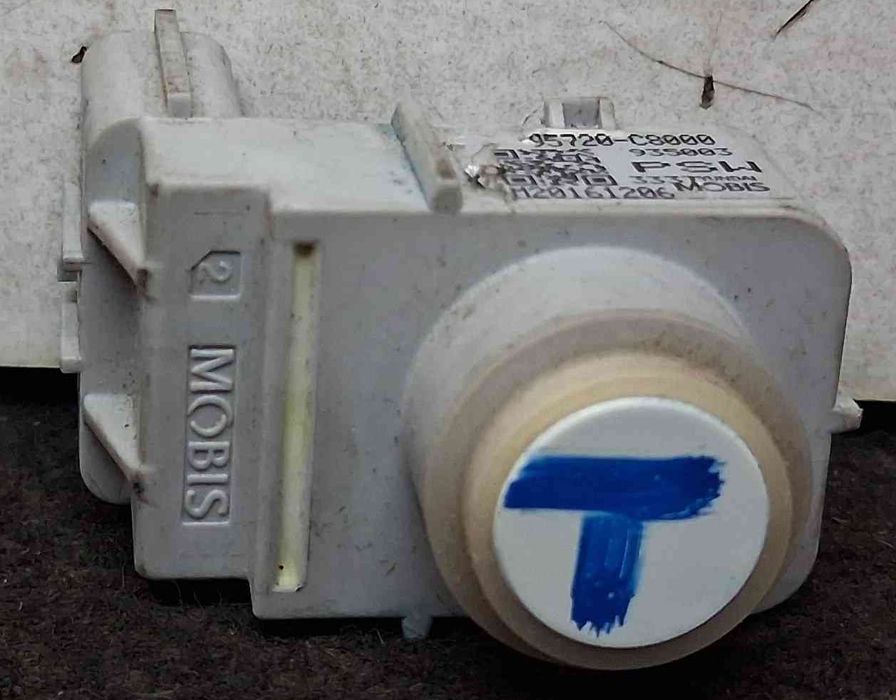 Sensor de Estacionamento Trás 95720-C8000 - HYUNDAI i20 II