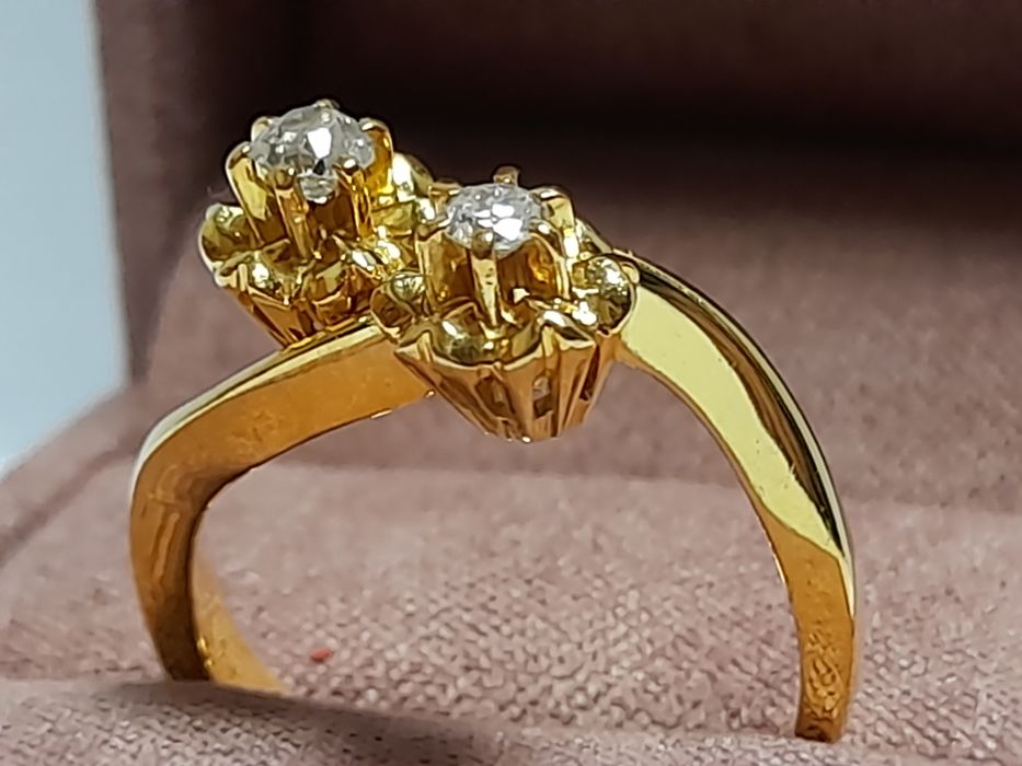 Złoty Pierścionek Rękodzieło Diamenty XXw 18k