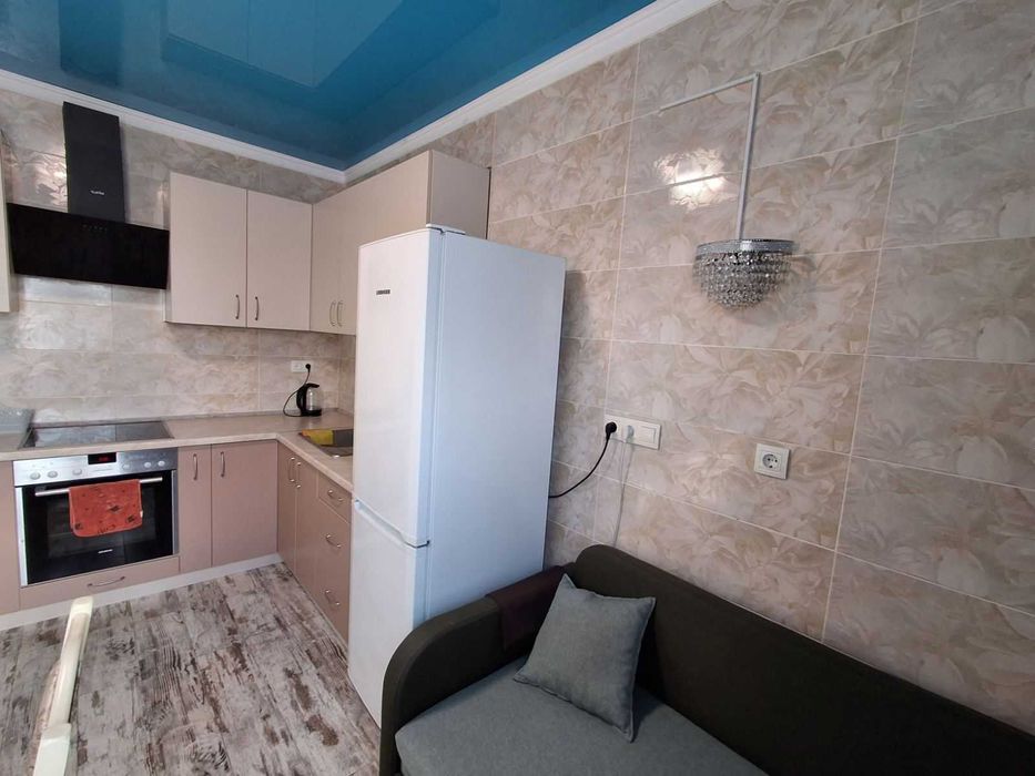 Ак. Сахарова "47 Перлина" довгострокова оренда