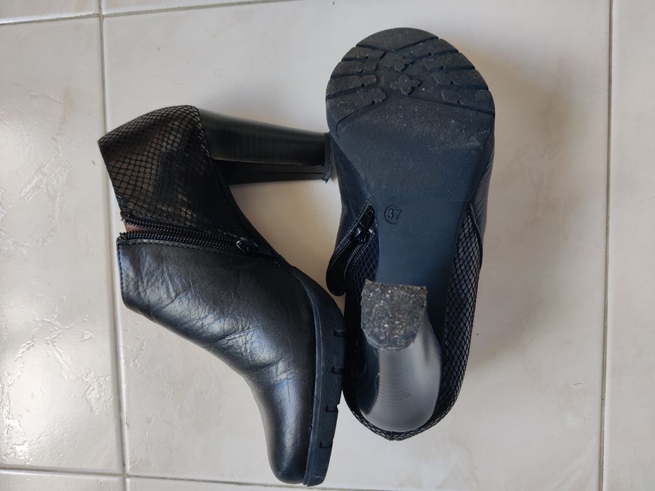 Botins salto alto tamanho 37 pouco usados, marca Calçado Guimarães