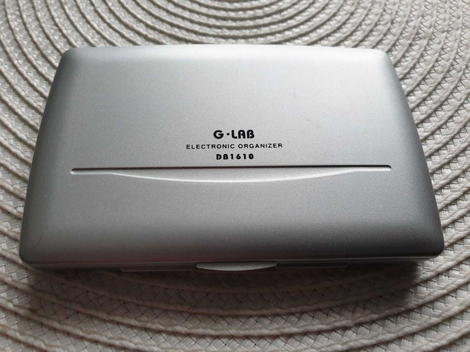 Elektroniczny organizer DB1610.