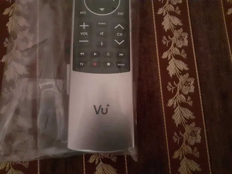 Orginalny pilot Vu+ BT100 RCU Bluetooth do dekoderów Vu+