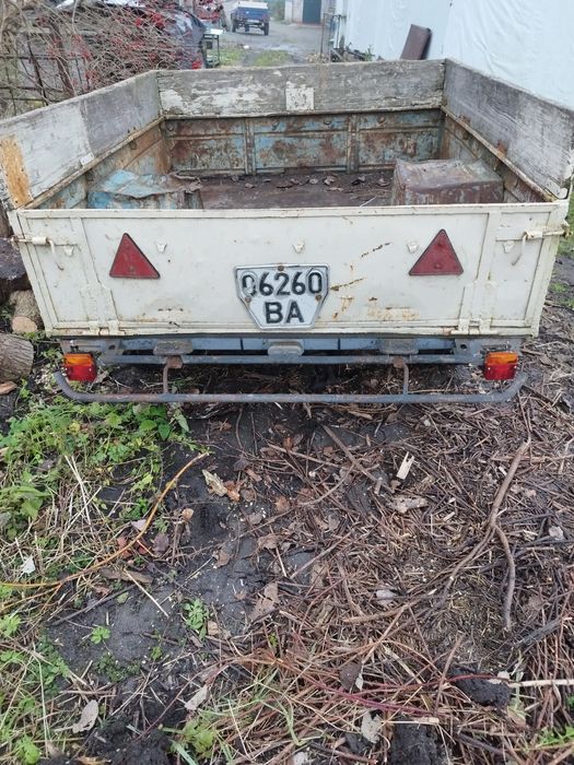 Прицеп автомобільний