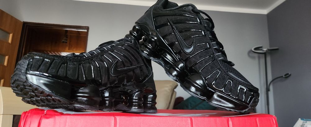 Nike shox  czarne