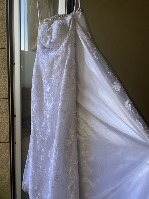 Vestido de Noiva + Véu de Noiva 2 M