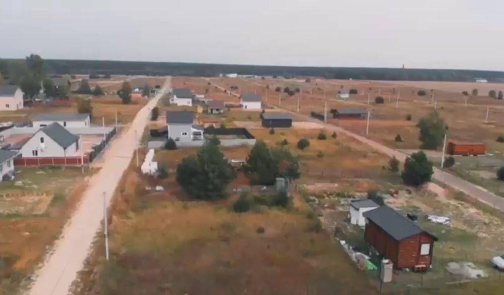 Ділянка Вашої мрії біля лісу!