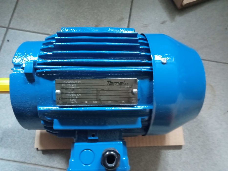 Silnik elektryczny 0,90 kW , 1400 obr/min