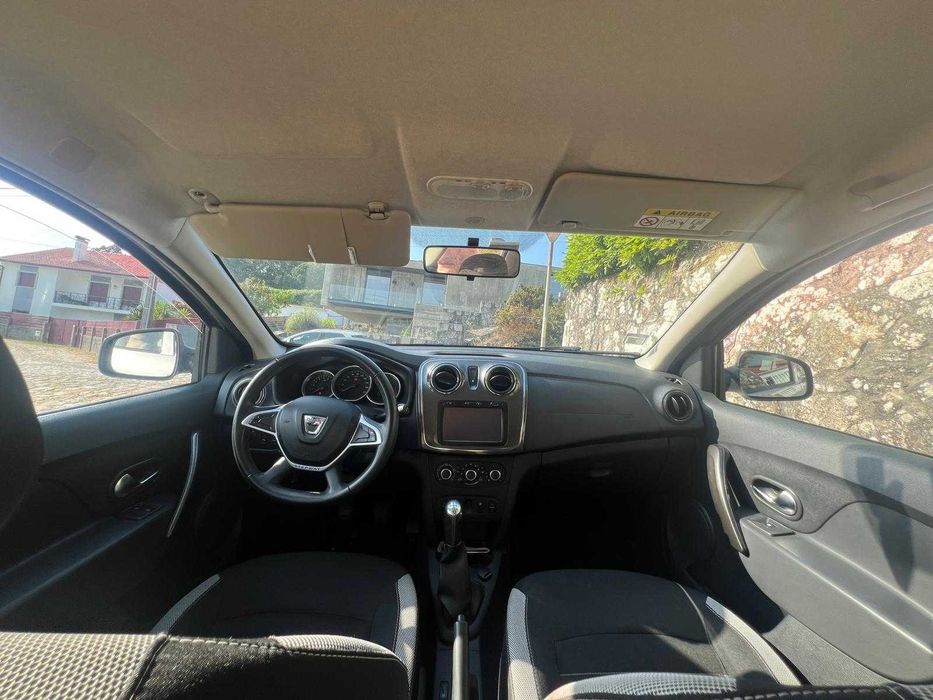 Dacia Sandero Stepway 2017 (como novo)