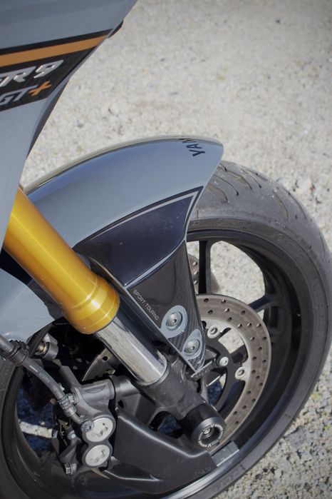 Yamaha Tracer 9 GT+ 2024 com material