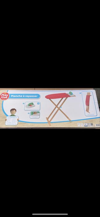 Nowa deska do prasowania z żelazkiem drewniania playtive