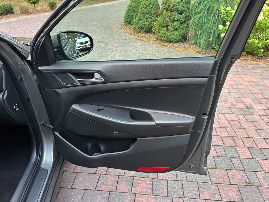 Hyundai Tucson 1.6 T-GDi Premium 2WD DCT з Европи