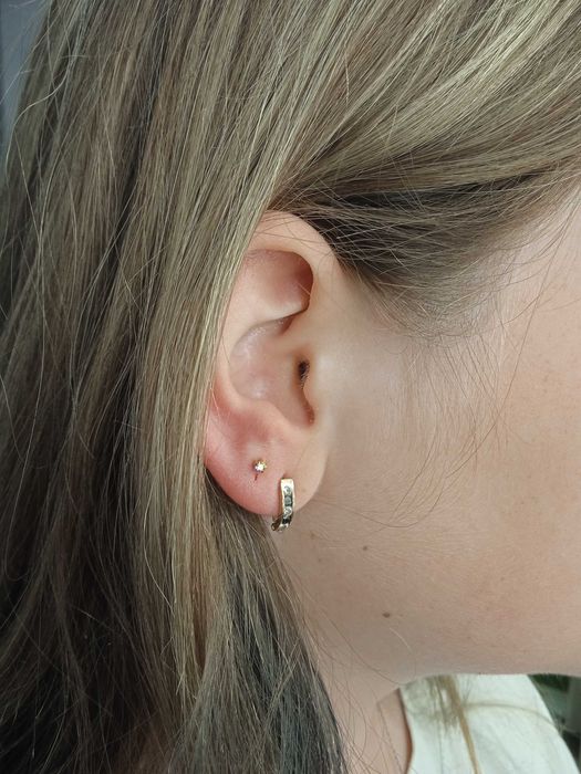 Прокол ушей.480грн с Сережками. Акция.Взрослым и маленьким.Сложные уши