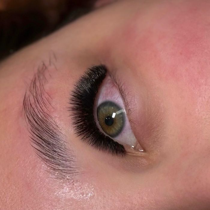 Stylizacja rzęs - metoda 1:1, 2-3D, metody objętościowe