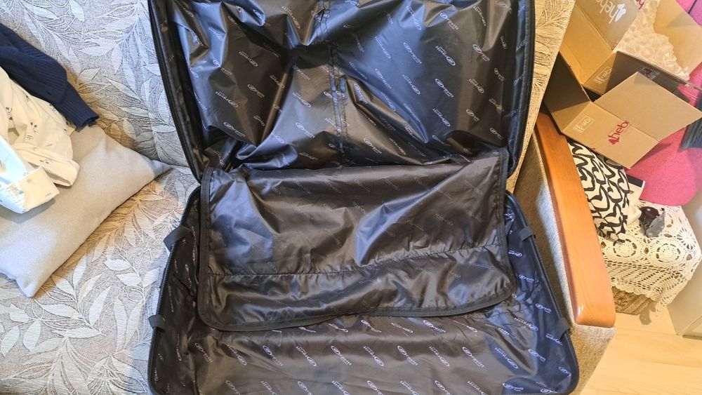 Pilno Walizka duża zadarmo