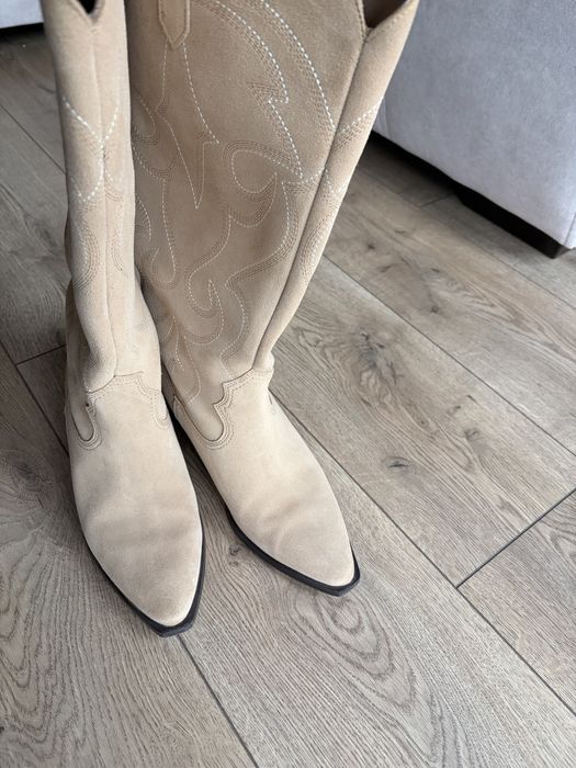 Чоботи козаки Stradivarius