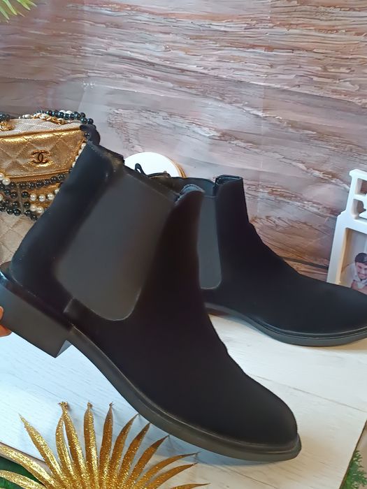 Брендові жіночі чоботи. Челсі. Р 40. Нат замша