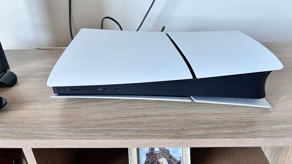 PlayStation 5 com Consola