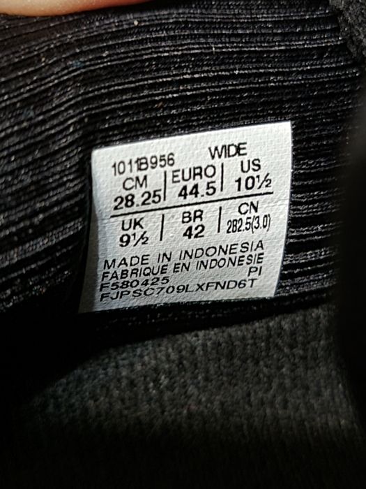 Оригінал 100% чоловічі кросівки asics nimbus 27   eur 44.5