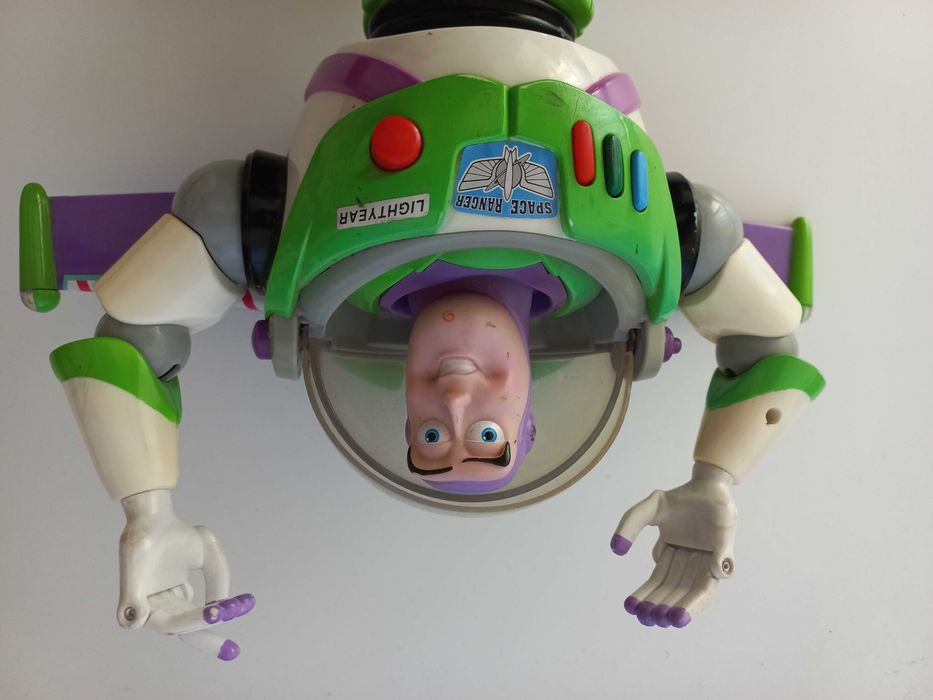 Kultowy Buzz Astral Oryginal Disney toy 30 cm