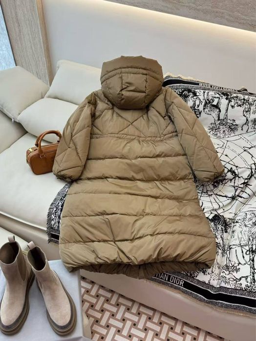 Зимовий пуховик Max Mara хс, с